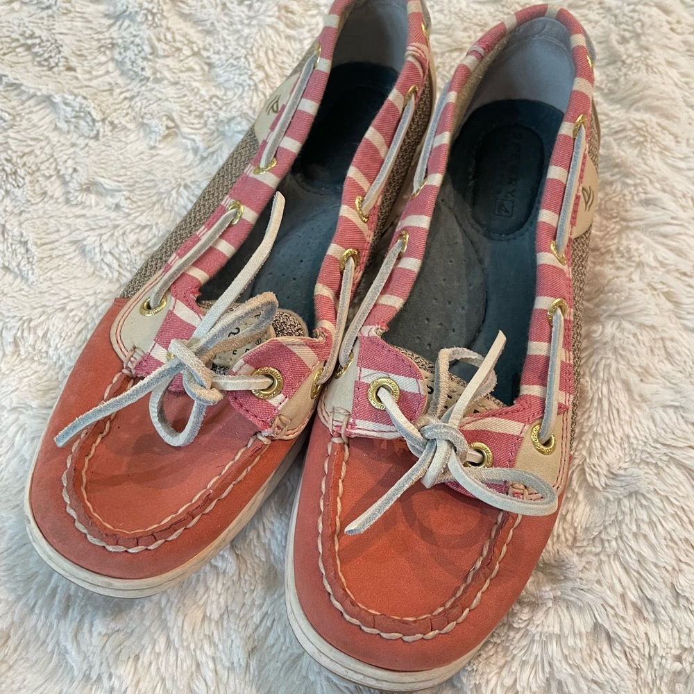 Coral striped sperry topsider 5.5